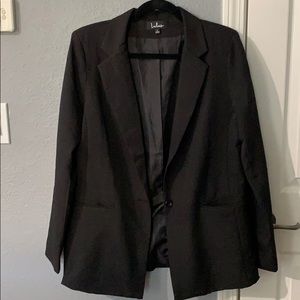NWOT - Lulu’s black blazer